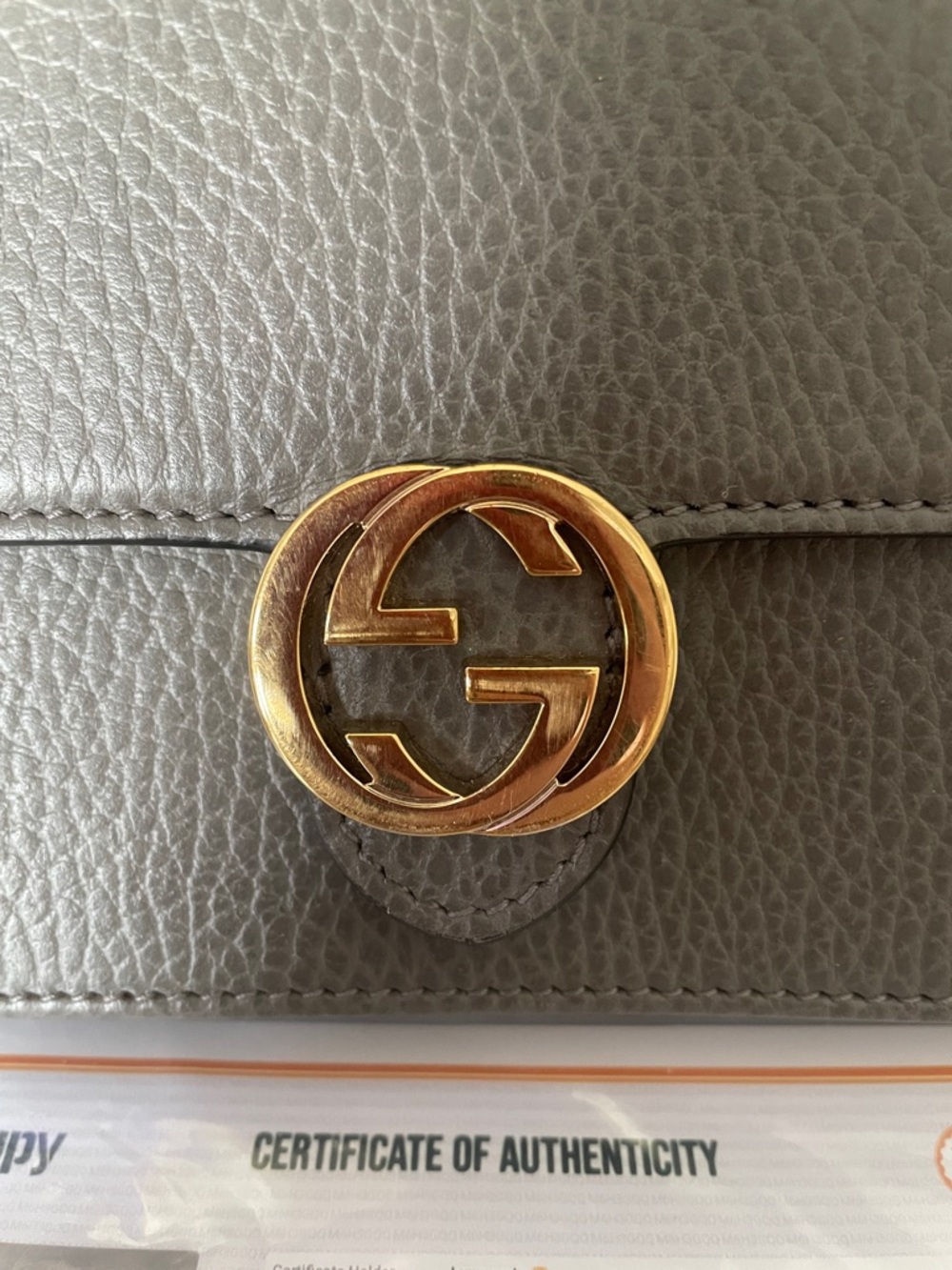 Gucci Gray Pebbled Leather GG Chain Wallet with Gold Hardware - Picture 2 of 12
